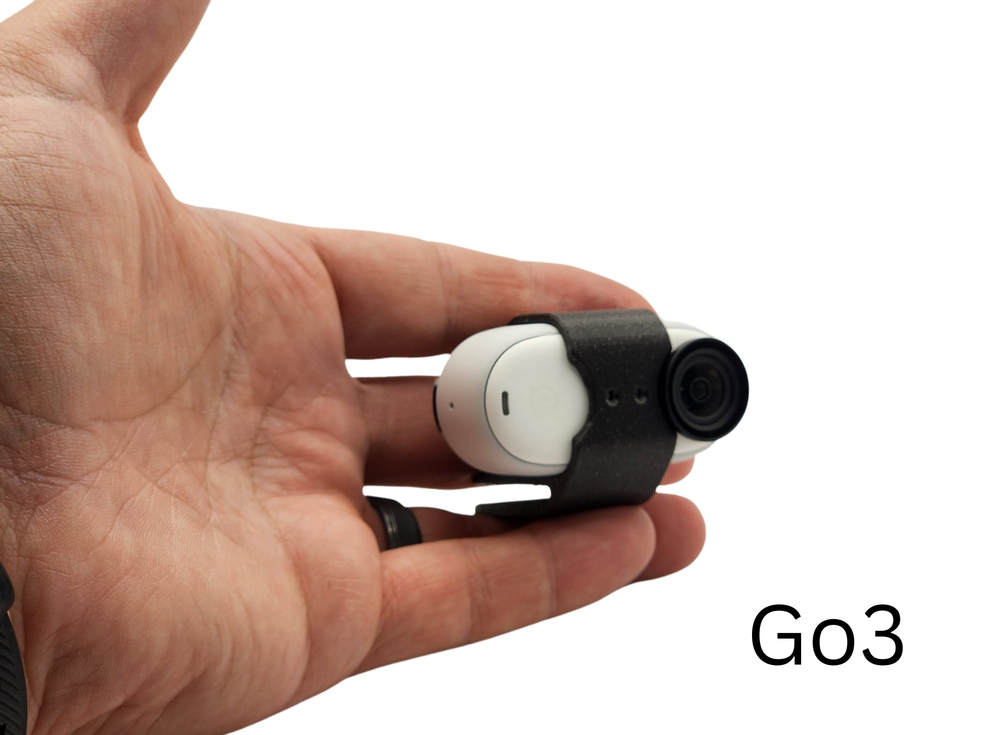 The Go3, with it's larger battery, still maintains a minimal cross section design and light weight, allowing for the Heads Up simple design to incorporate a magnetically assisted slip fit for easy use.