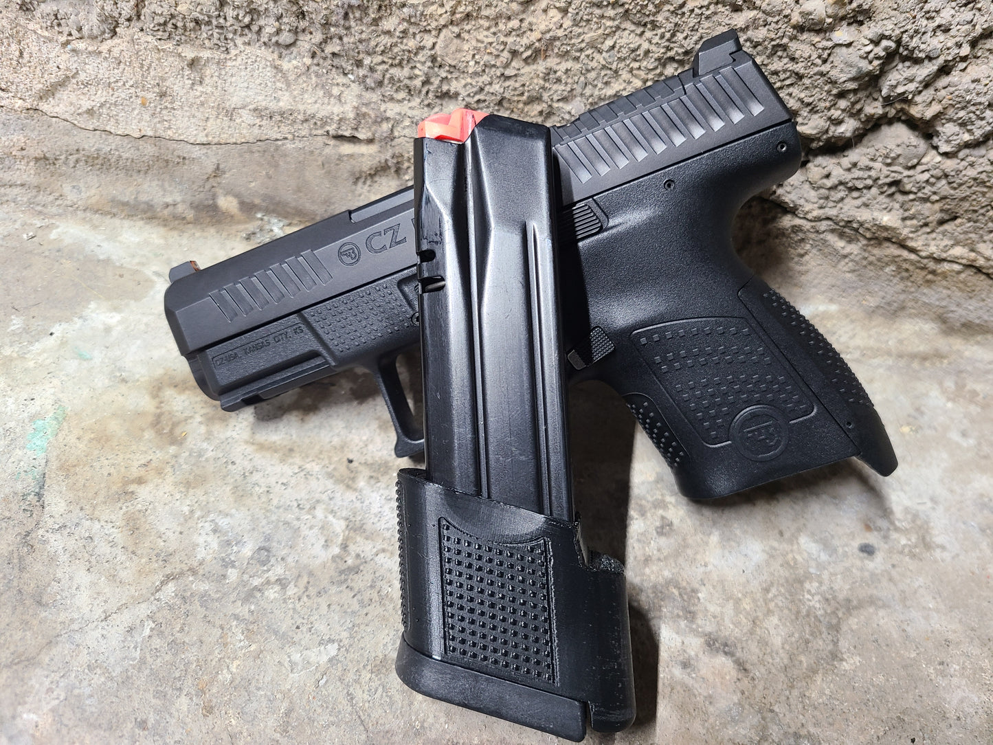 CZ P10s Magazine Sleeve. Used to adapt the CZ P10F 19 round magazines to the subcompact frame.