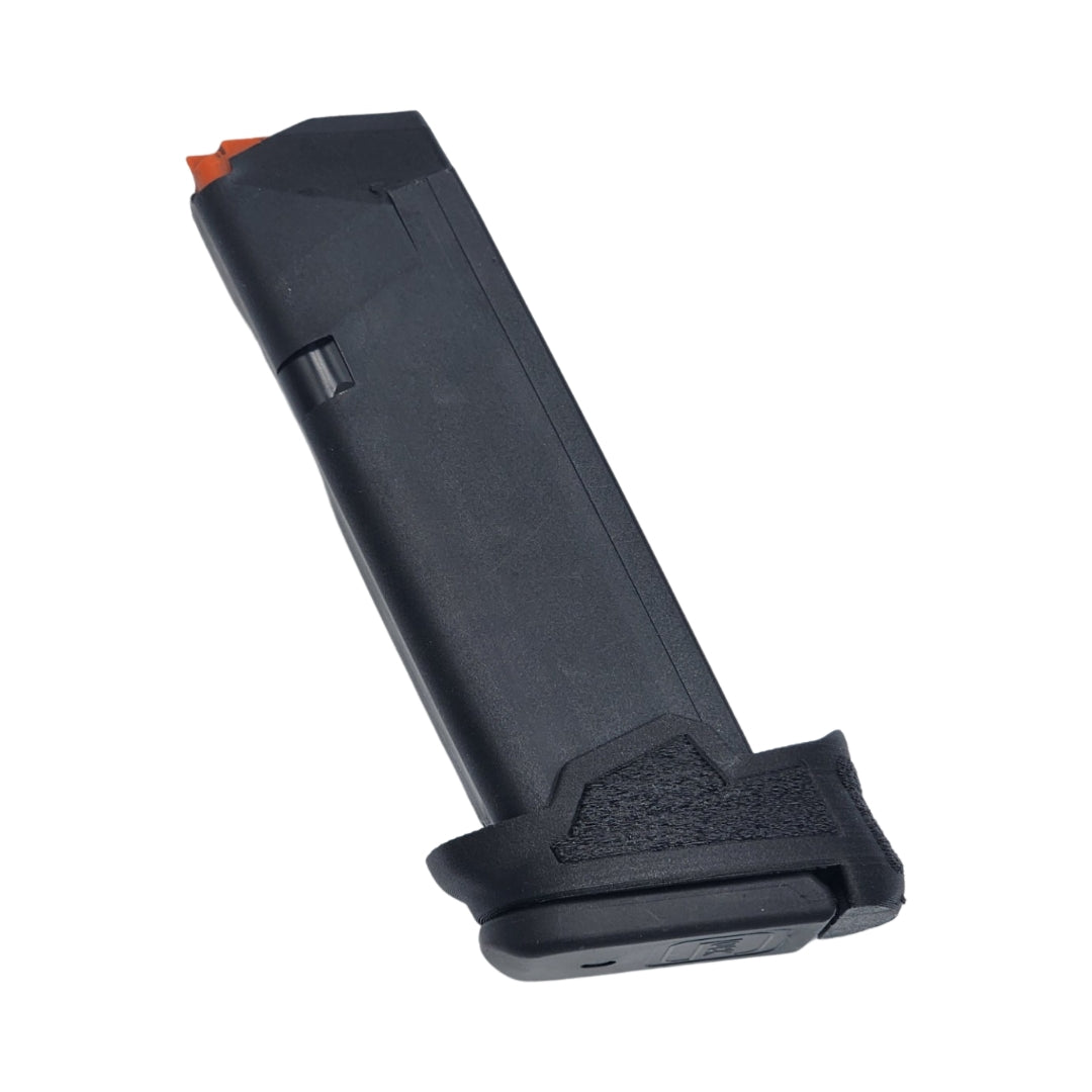 the Palmetto State Armory Dagger uses Glock magazines, with 17 round magazine compatibility.  the NULL Adapter allows the use of 17 round magazines in compact frames