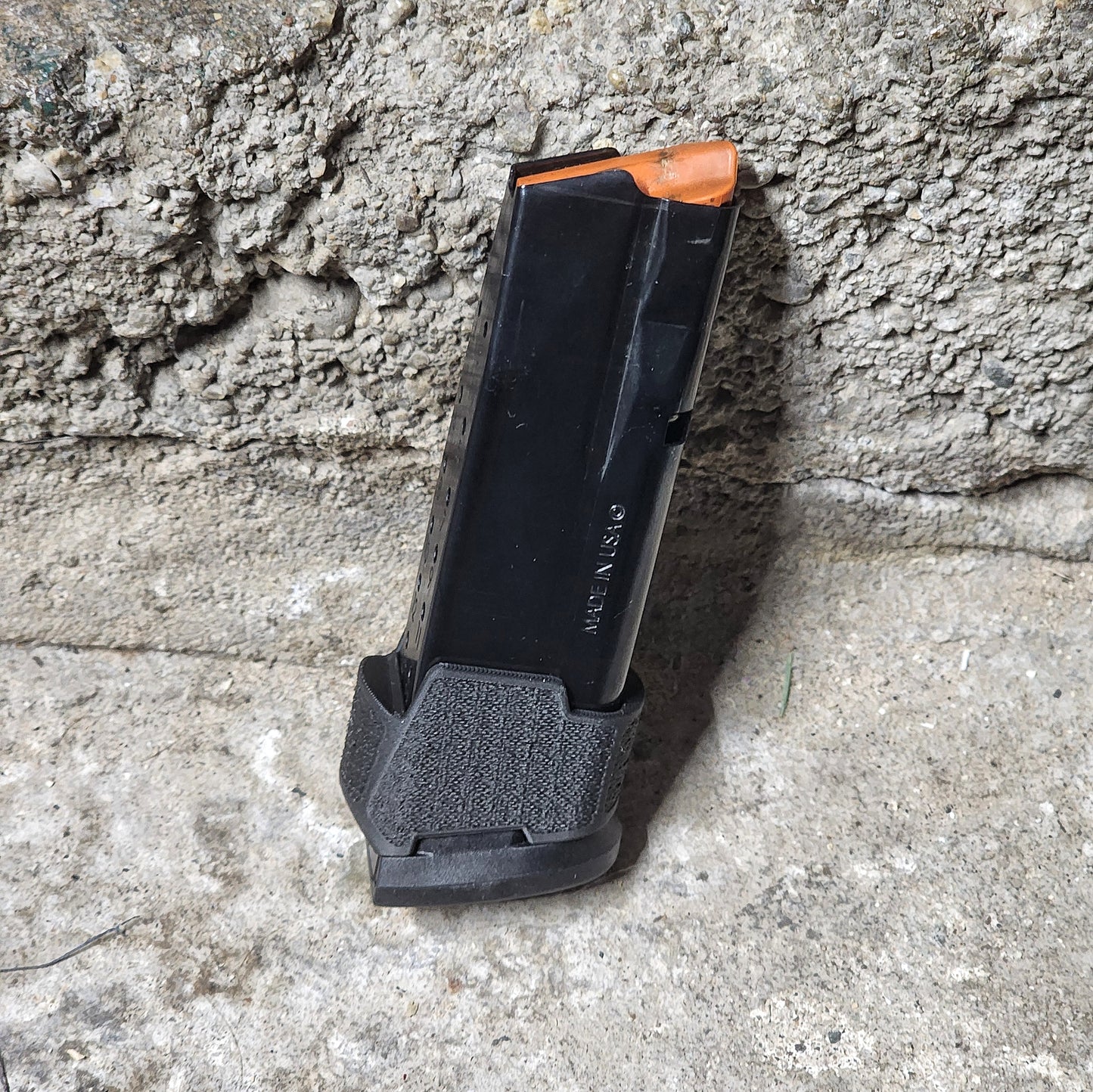 The NULL: Sig Sauer P365 17 Round Magazine Adapter Sleeve