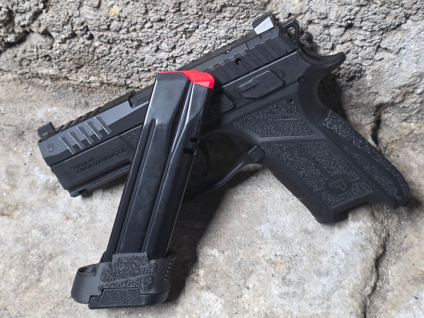 The NULL adapter fits seamlessly with the CZ P09F magazine