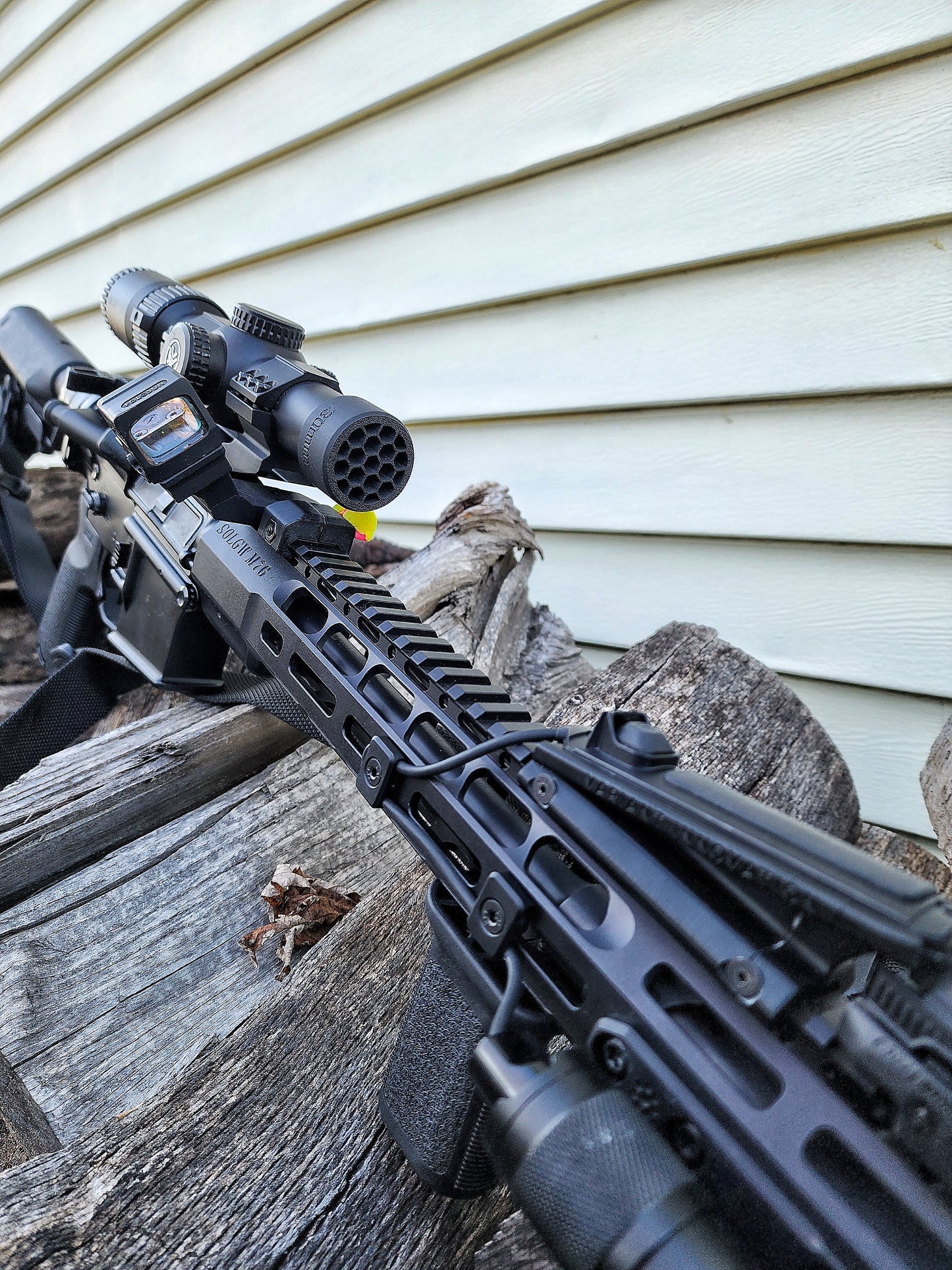 Paired with other Variant products like the F-stop, get the most out of your rifle with our Shade glair reduction cap. 