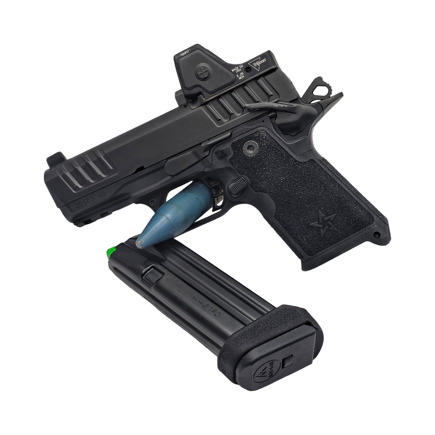 The Staccato HD 3.6 regularly uses a 15 round Glock pattern Mec Gar magazine, but with the NULL adapter you can use 18 round full size magazines without fear of hurting your firearm, and gaining a full grip. 