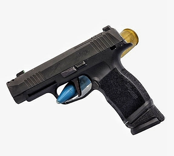 When Paired with the NULL Adapter, the P365XL can run the 17 round magazine for ultimate versatility